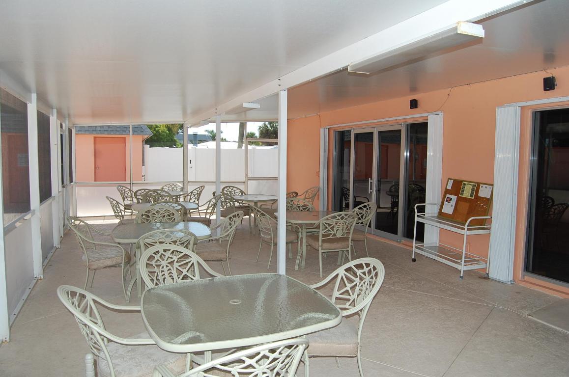 The Colonnades - Residential Lease