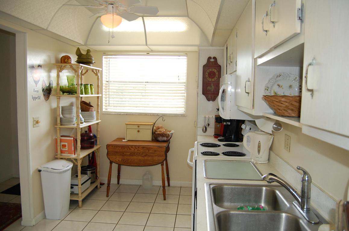 The Colonnades - Residential Lease