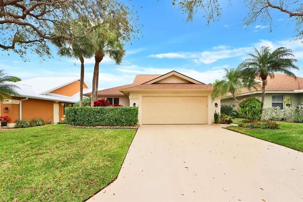 Photo of 106 Sea Steppes Court, Jupiter, FL 33477 (MLS # R10693276)