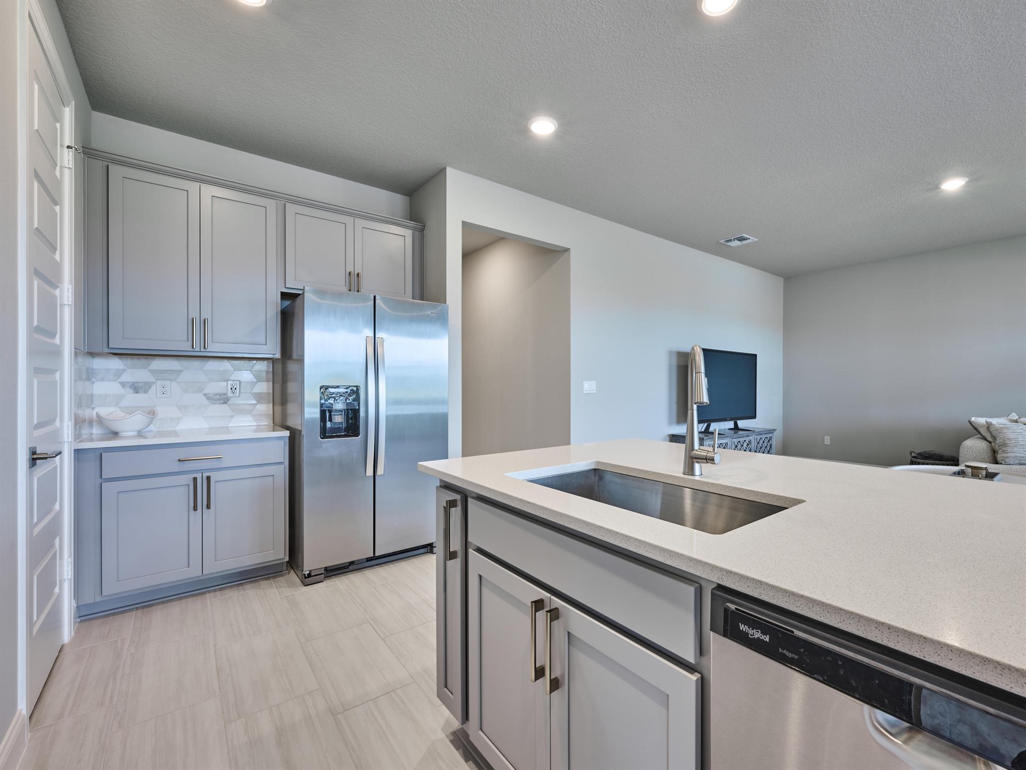 AZALEA - Residential Lease