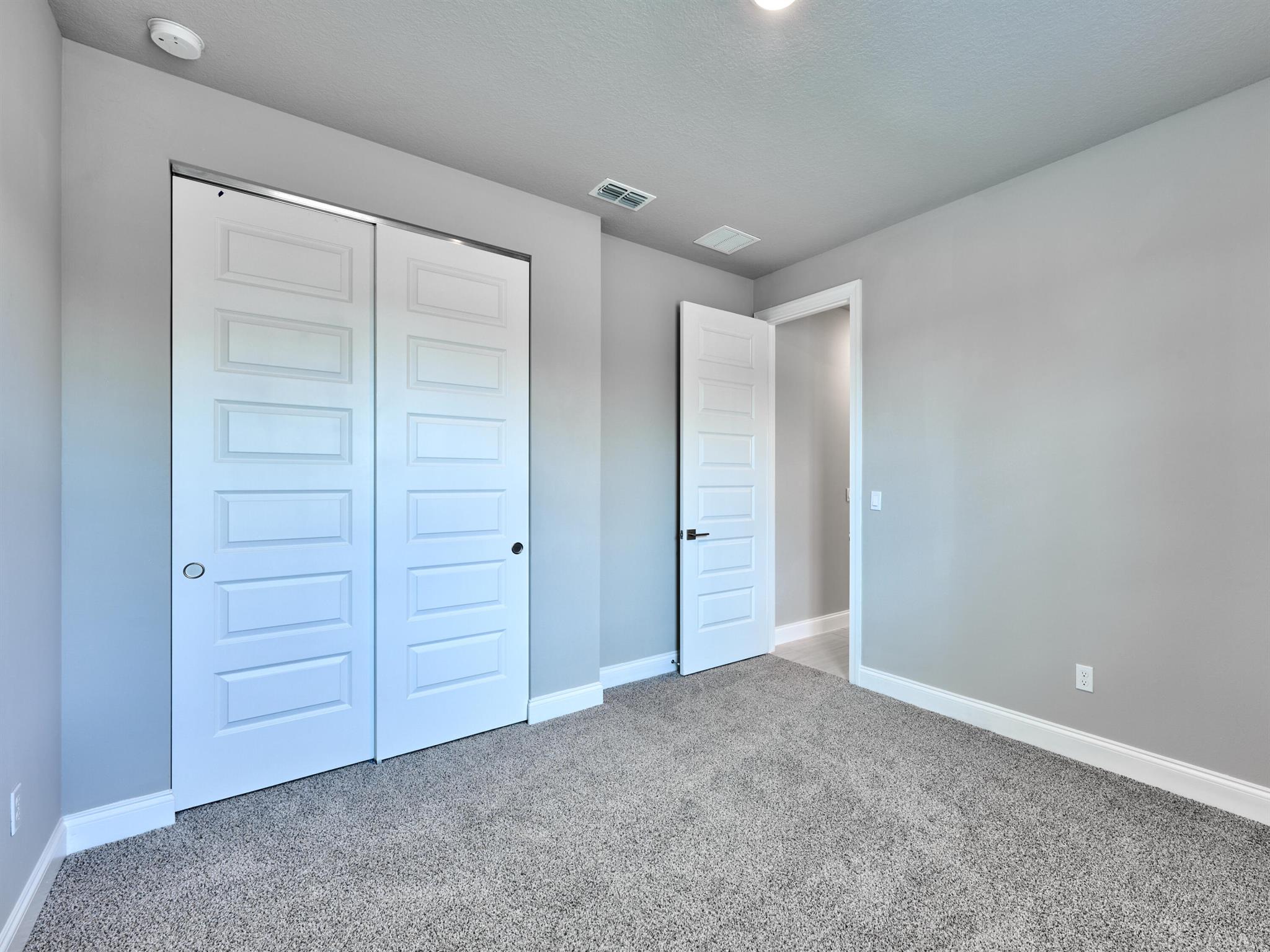 AZALEA - Residential Lease