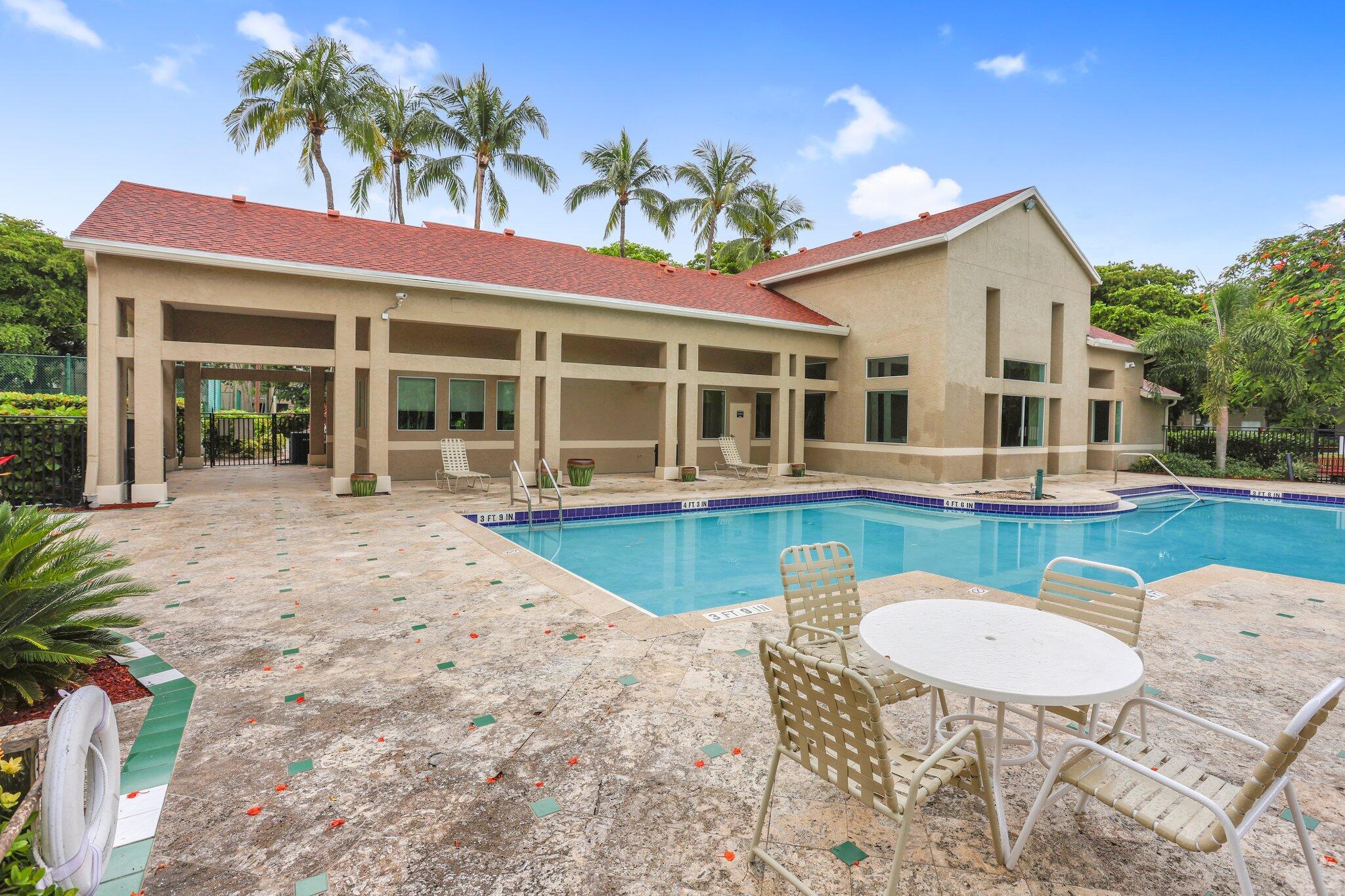 1825 Palm Cove Boulevard 7-102