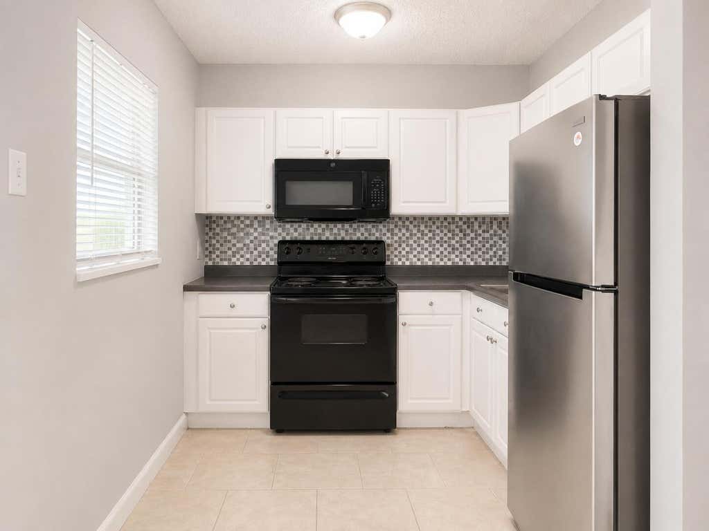 Photo of 181 NW 42nd Street #2, Oakland Park, FL 33309 (MLS # B26062013)