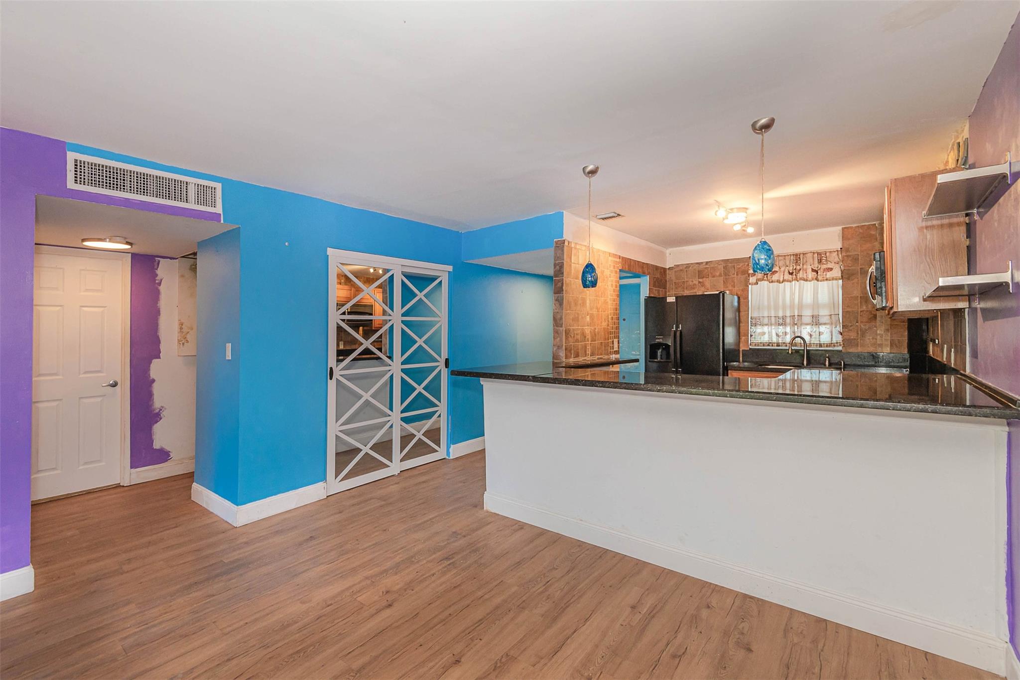 801 W Oakland Park Blvd B19