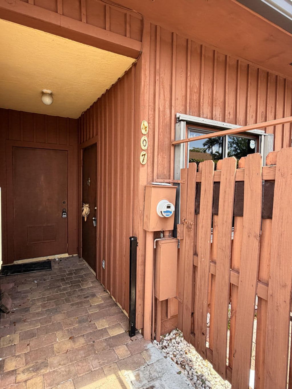 Photo of 407 SE 14th Street, Dania Beach, FL 33004 (MLS # B26024250)