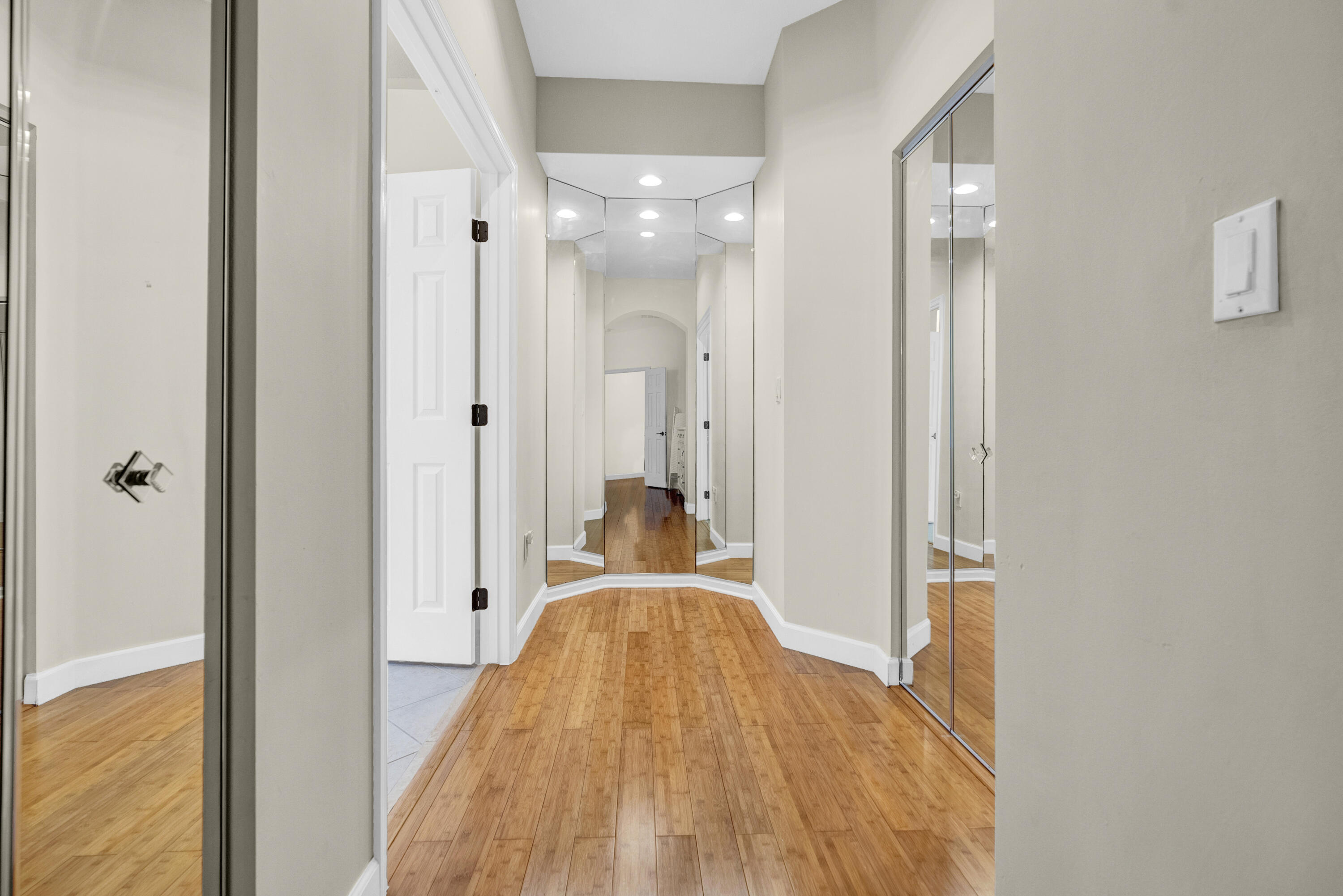 OLYMPIA 2 - Residential