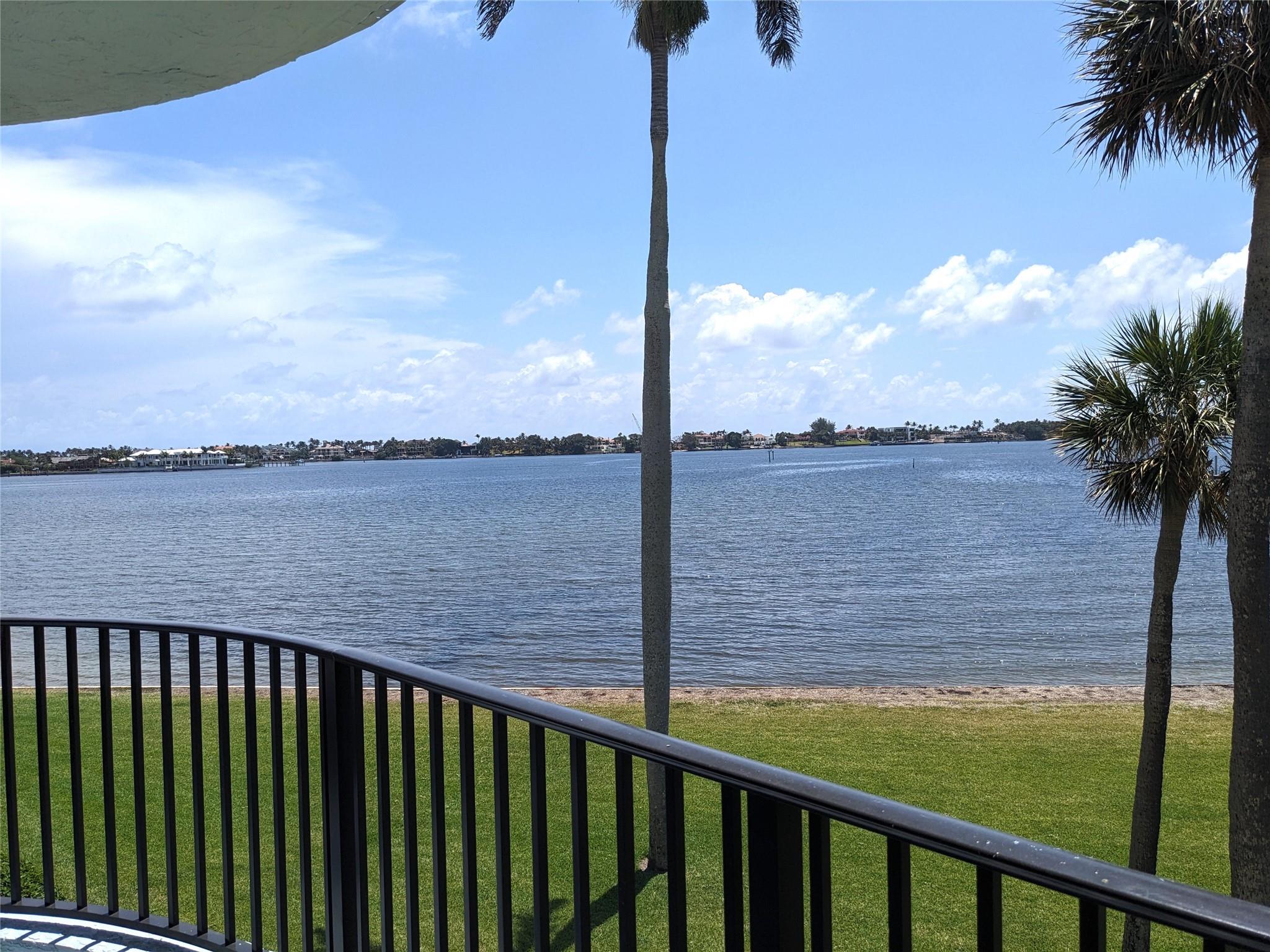 Lakeshore Colony 1 Condo - Residential