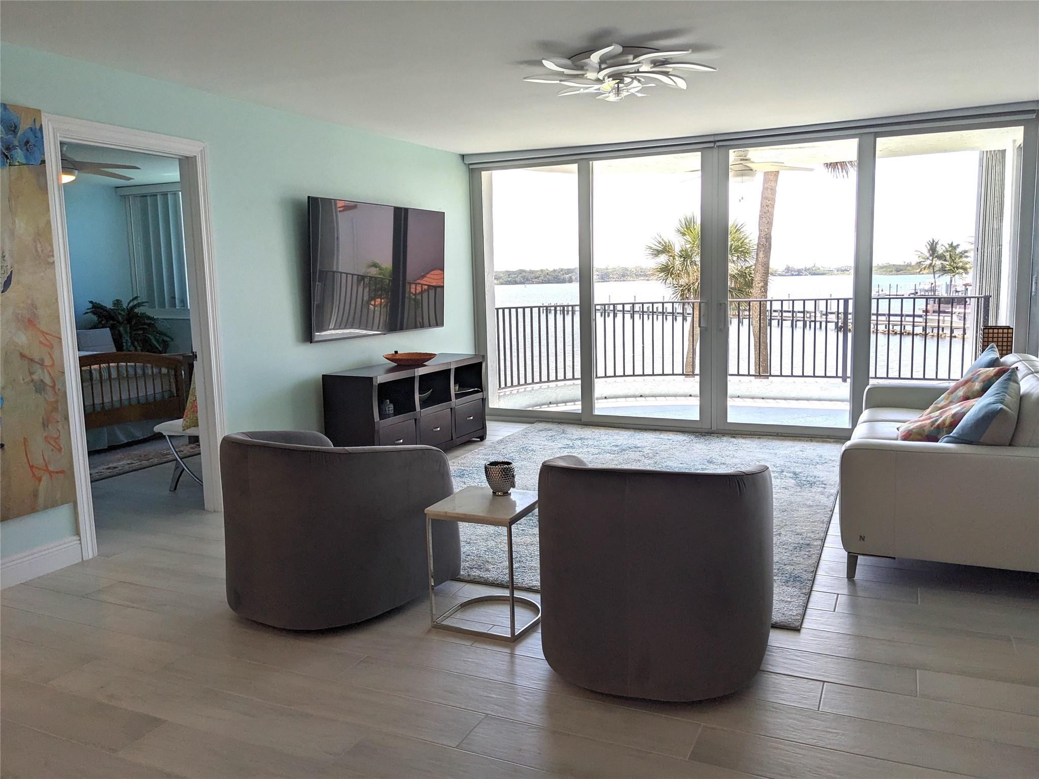 Lakeshore Colony 1 Condo - Residential