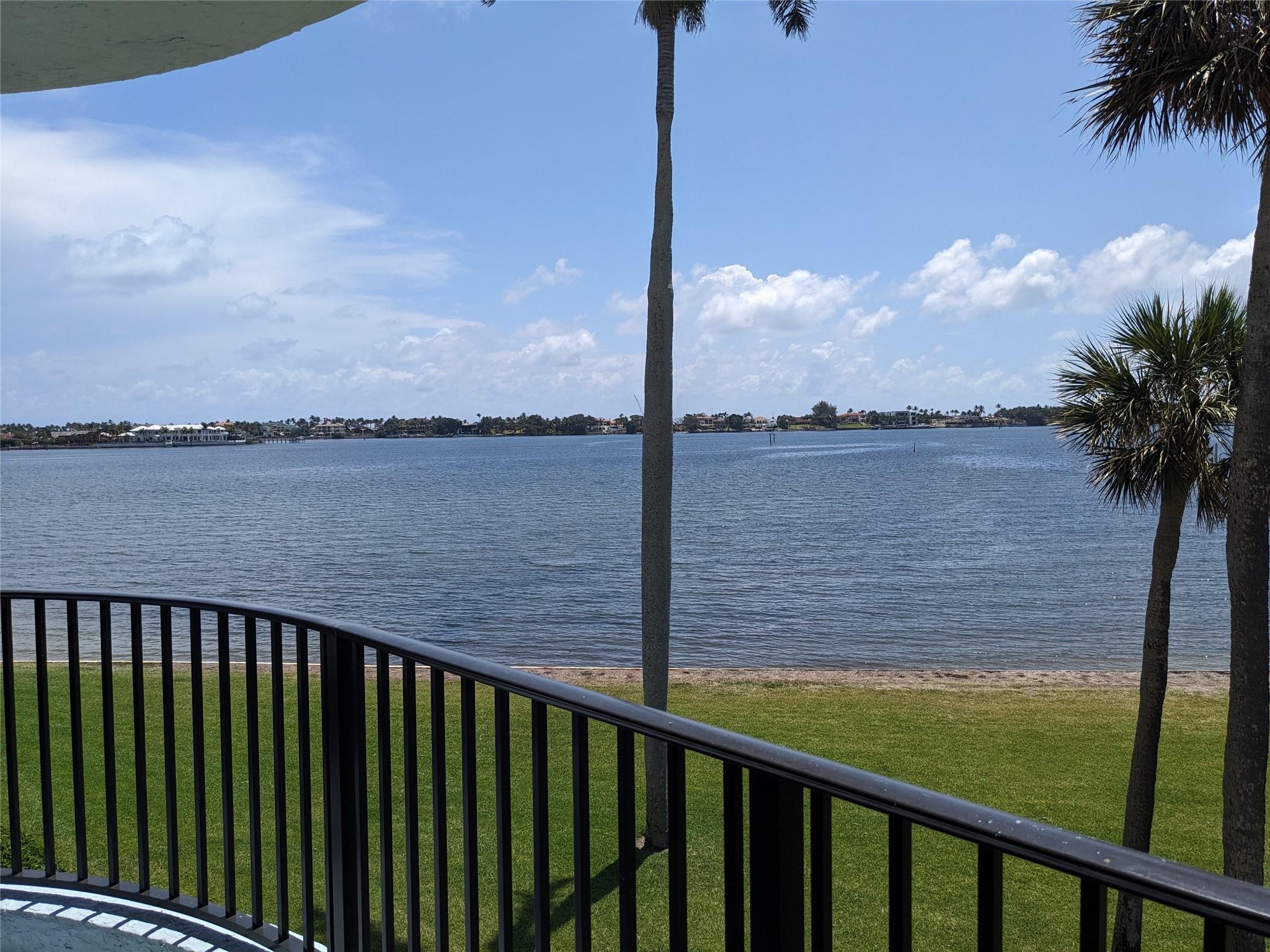 Lakeshore Colony 1 Condo - Residential
