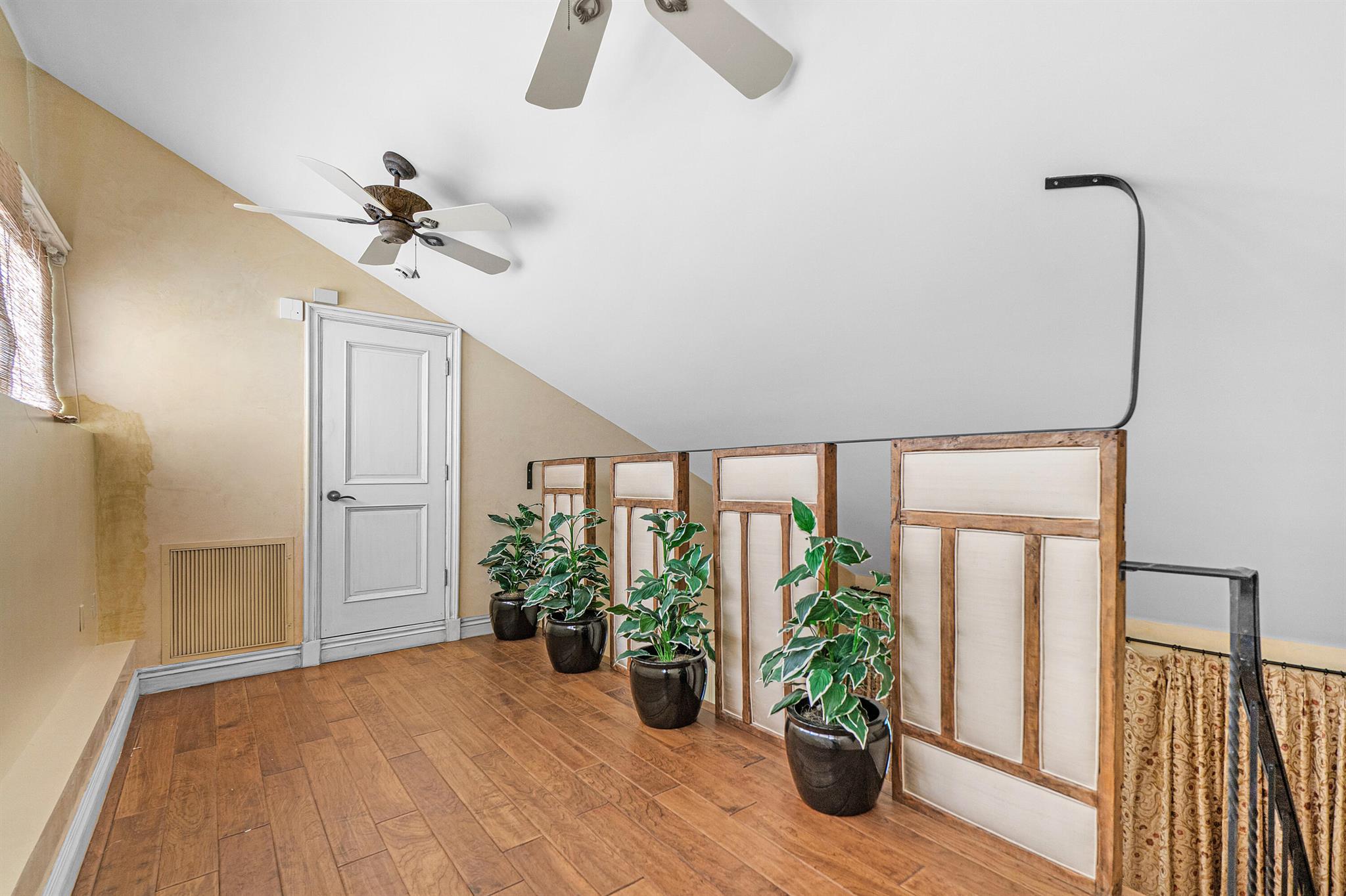 TRES VIDAS OF PALM BEACH - Residential Lease