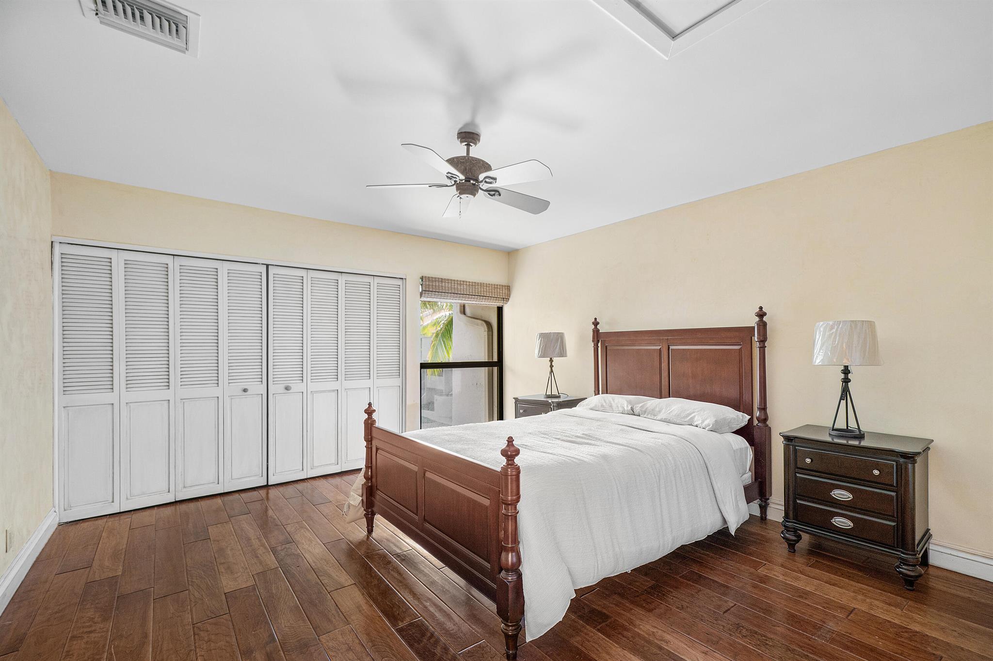 TRES VIDAS OF PALM BEACH - Residential Lease