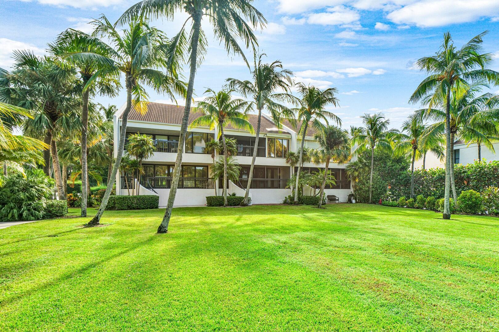 TRES VIDAS OF PALM BEACH - Residential Lease