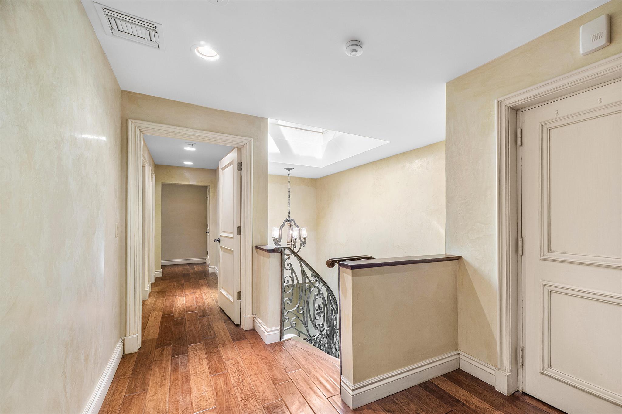 TRES VIDAS OF PALM BEACH - Residential Lease