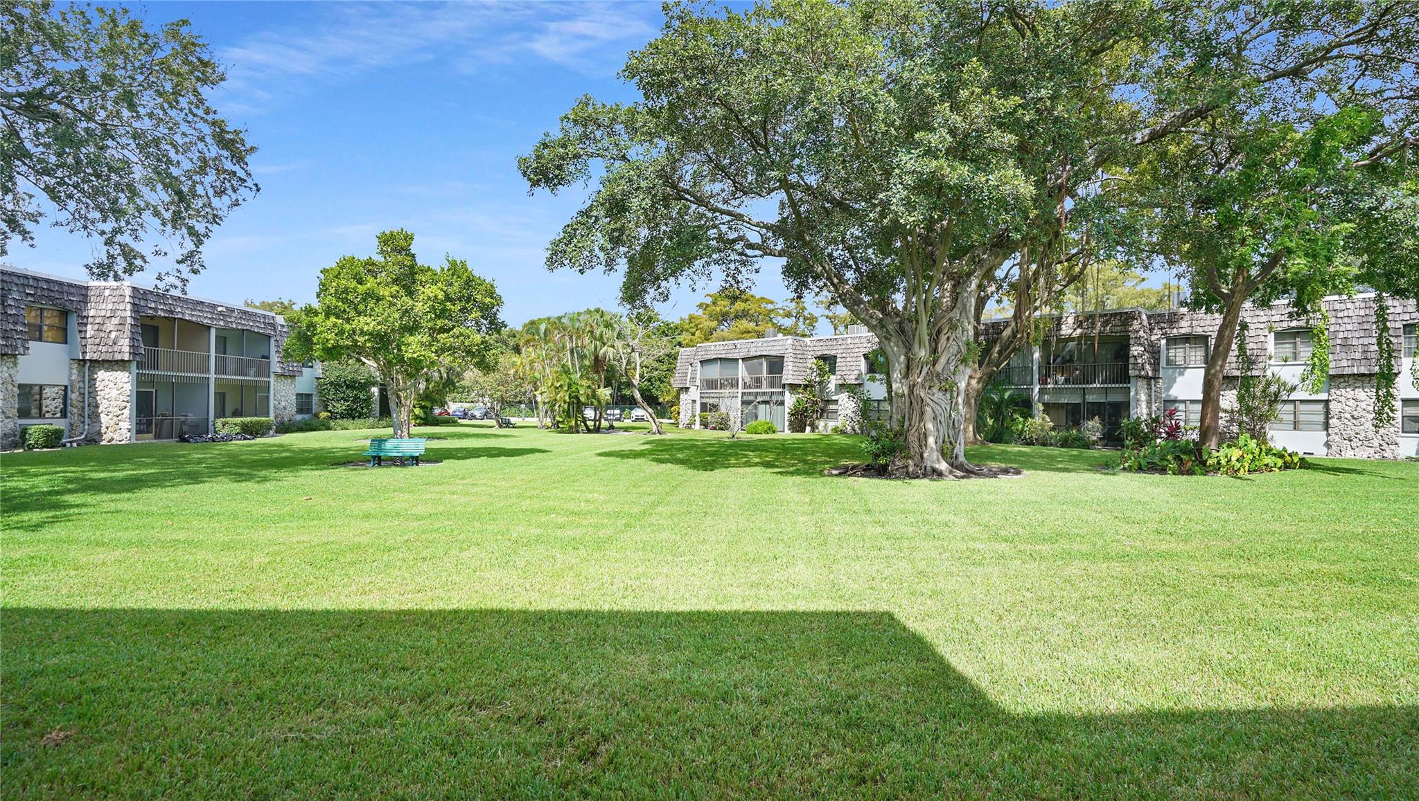 OAKLAND SHORES - Residential