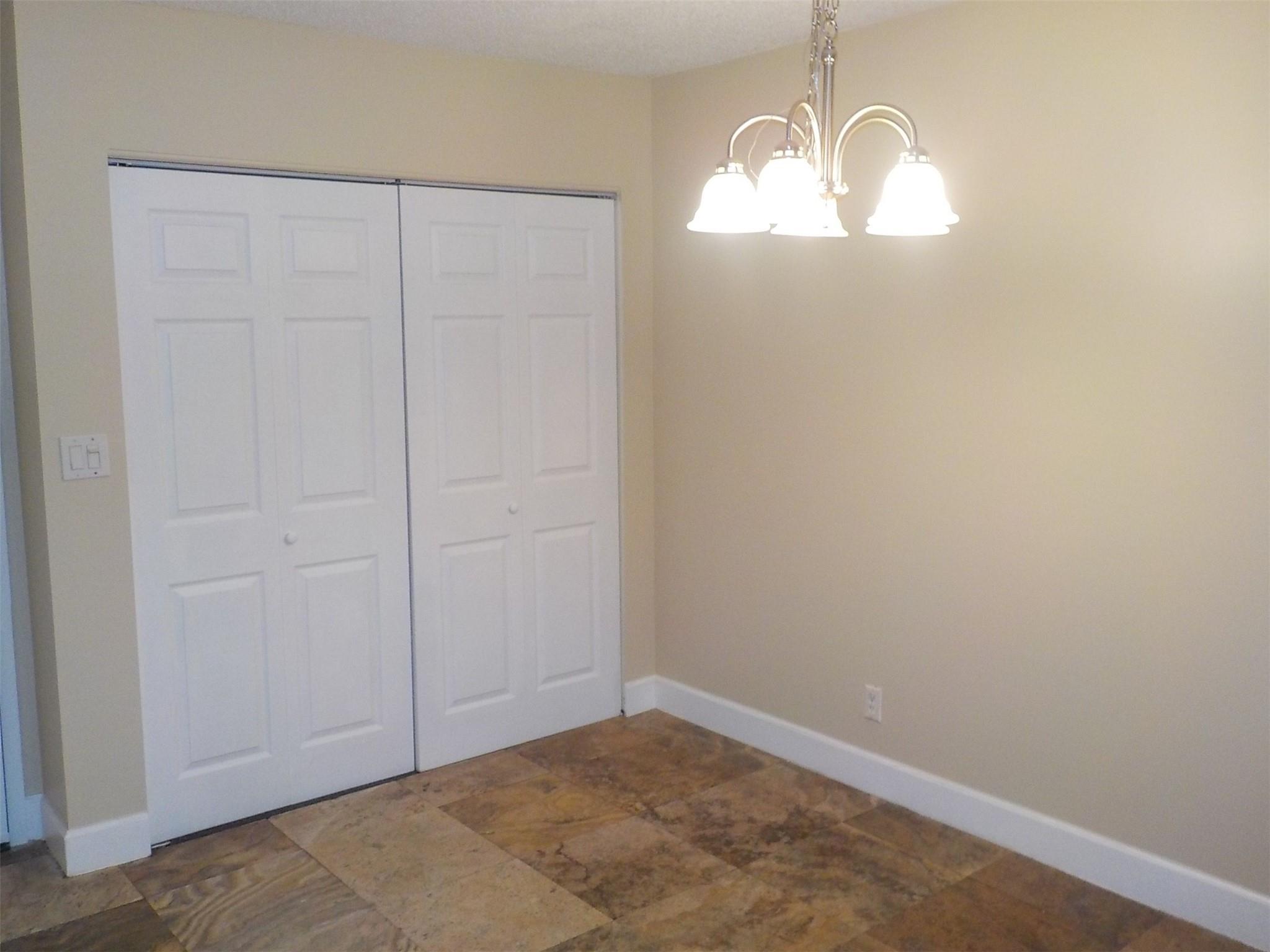 OAKLAND SHORES - Residential