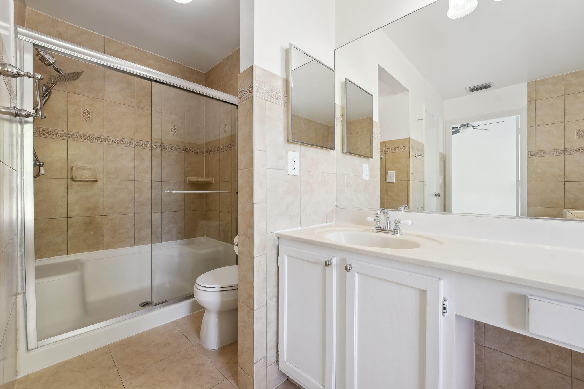 SABAL LAKES PH 1 - Residential Lease