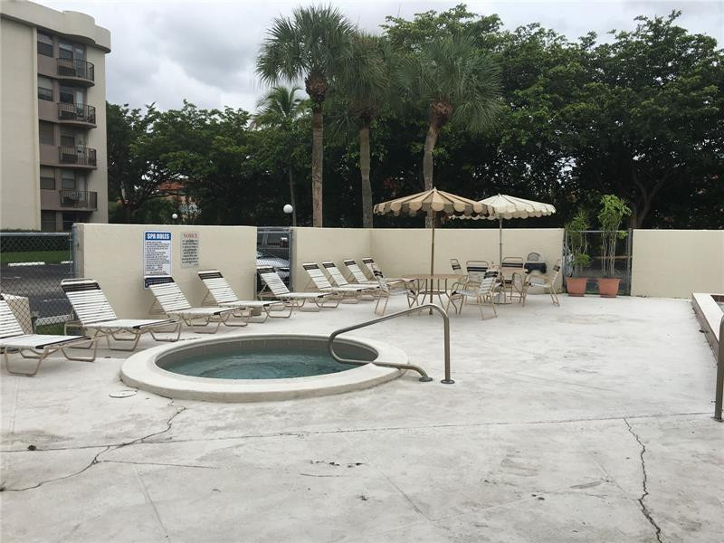 CORAL SPRINGS TOWER CLUB - Residential Lease