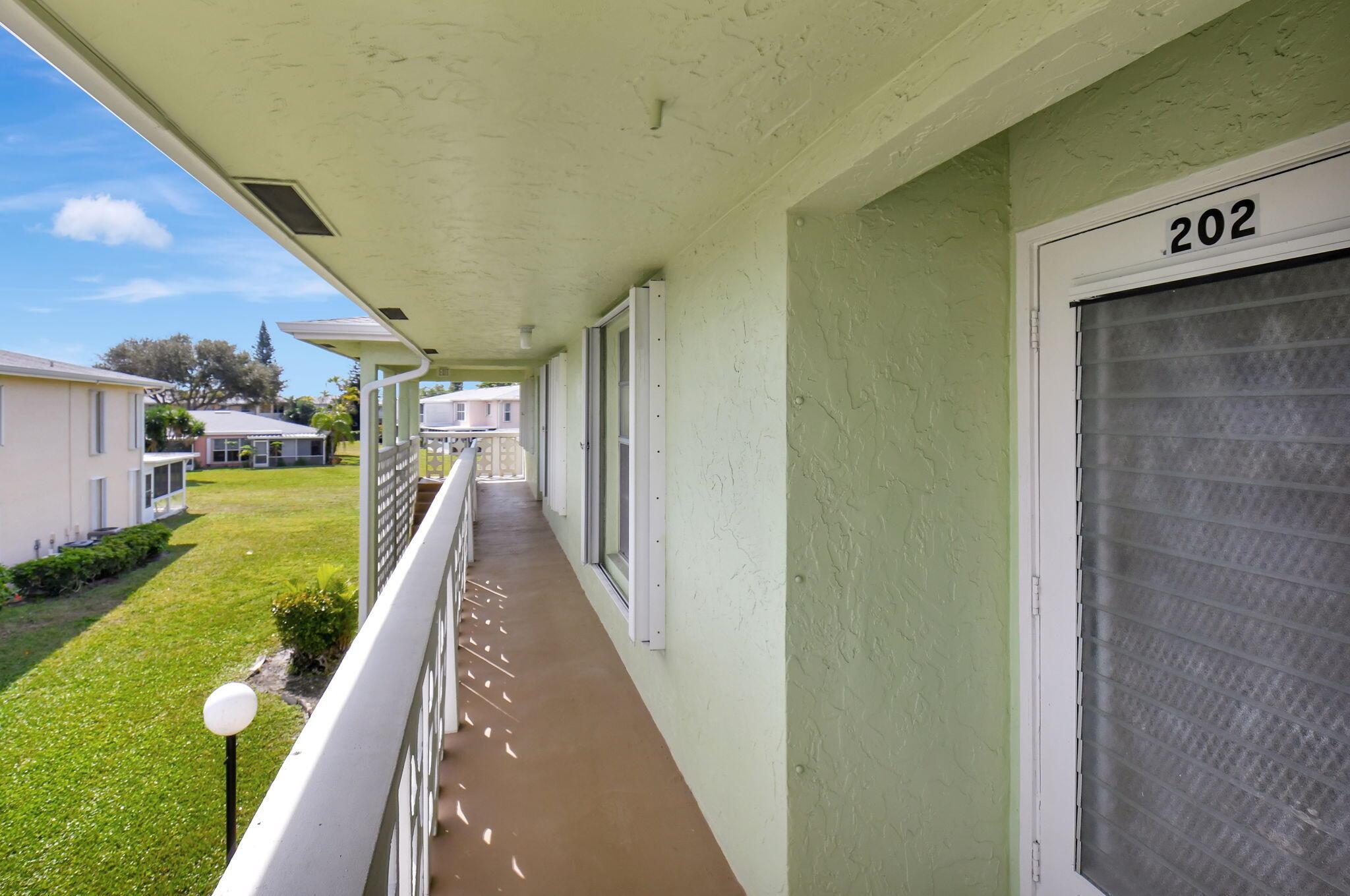 1670 NW 18th Avenue 202