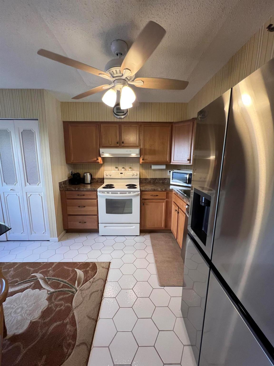 VILLAGES OF ORIOLE BONAIRE - Residential