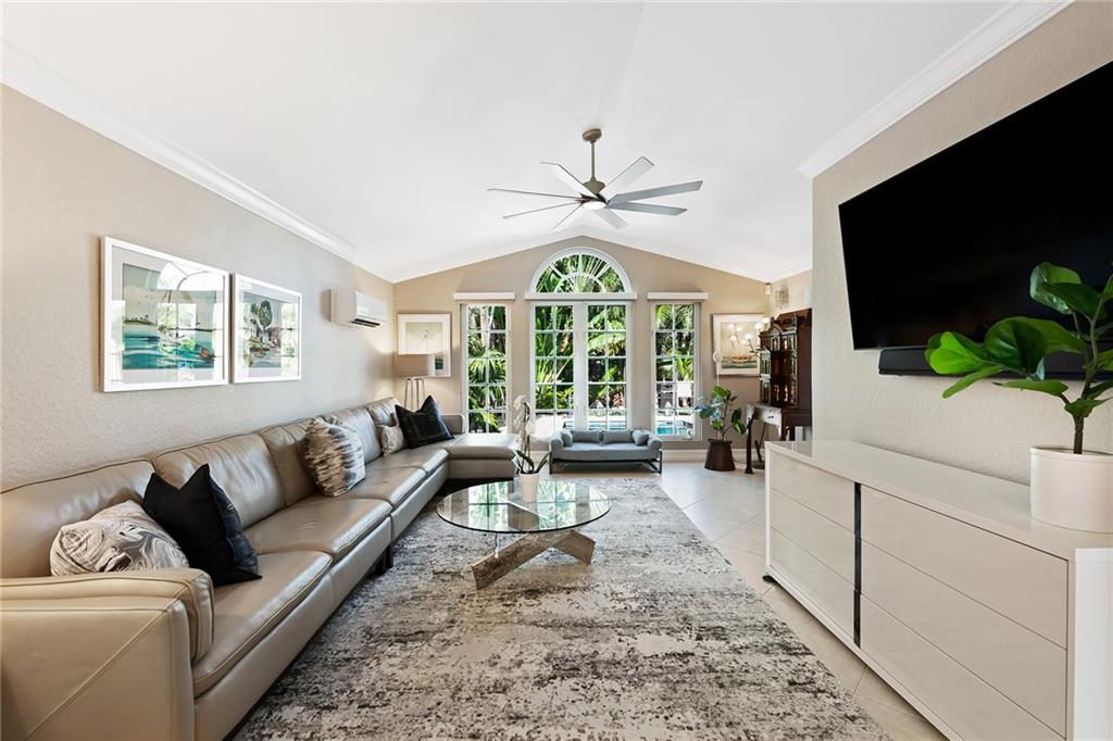 Idlewyld 1-19 B - Residential