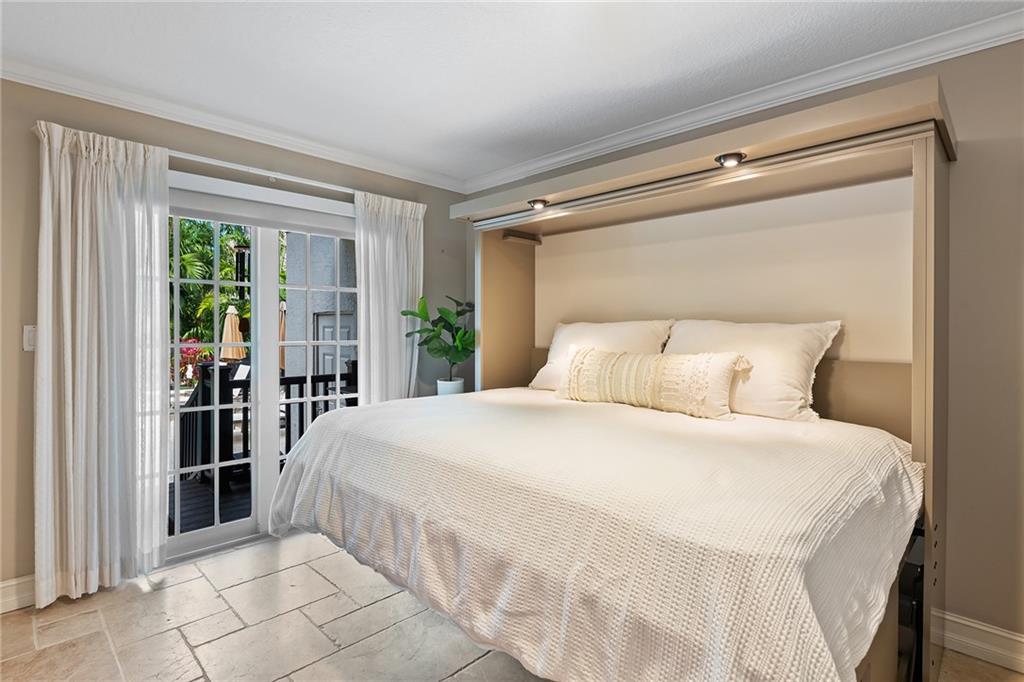 Idlewyld 1-19 B - Residential