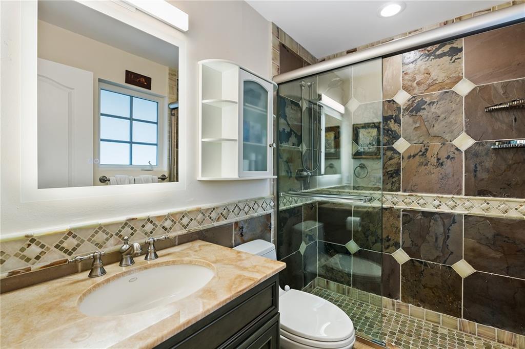 Idlewyld 1-19 B - Residential