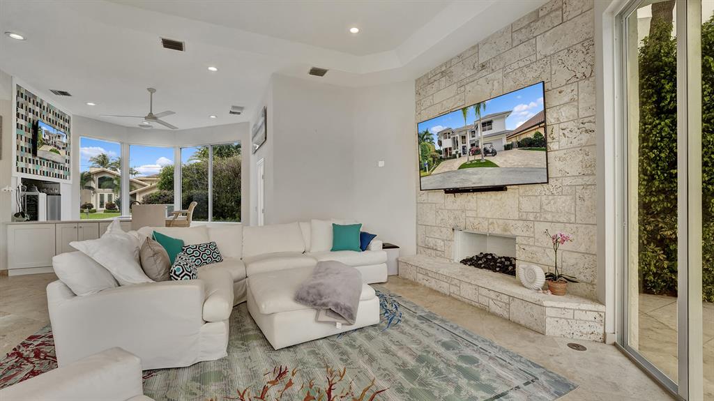 TROPIC ISLE 3RD SEC - Residential