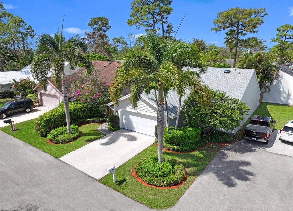 Photo of 12635 Timber Ridge Circle, Wellington, FL 33414 (MLS # B26004044)