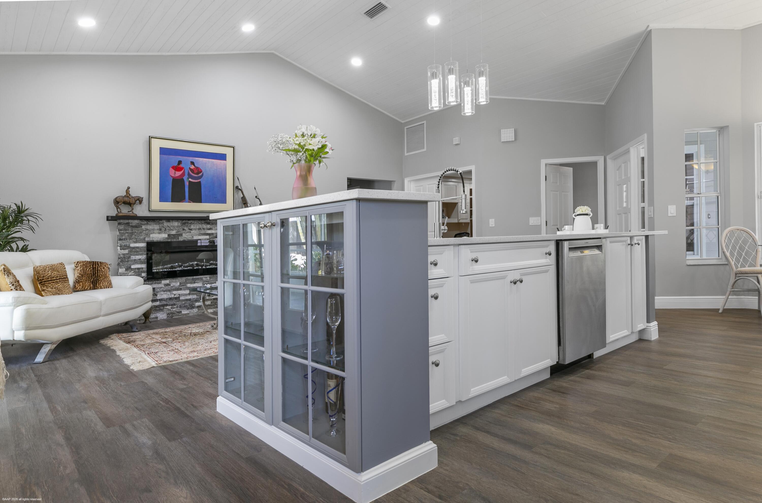 TREE TOPS OF WELLINGTON - Residential