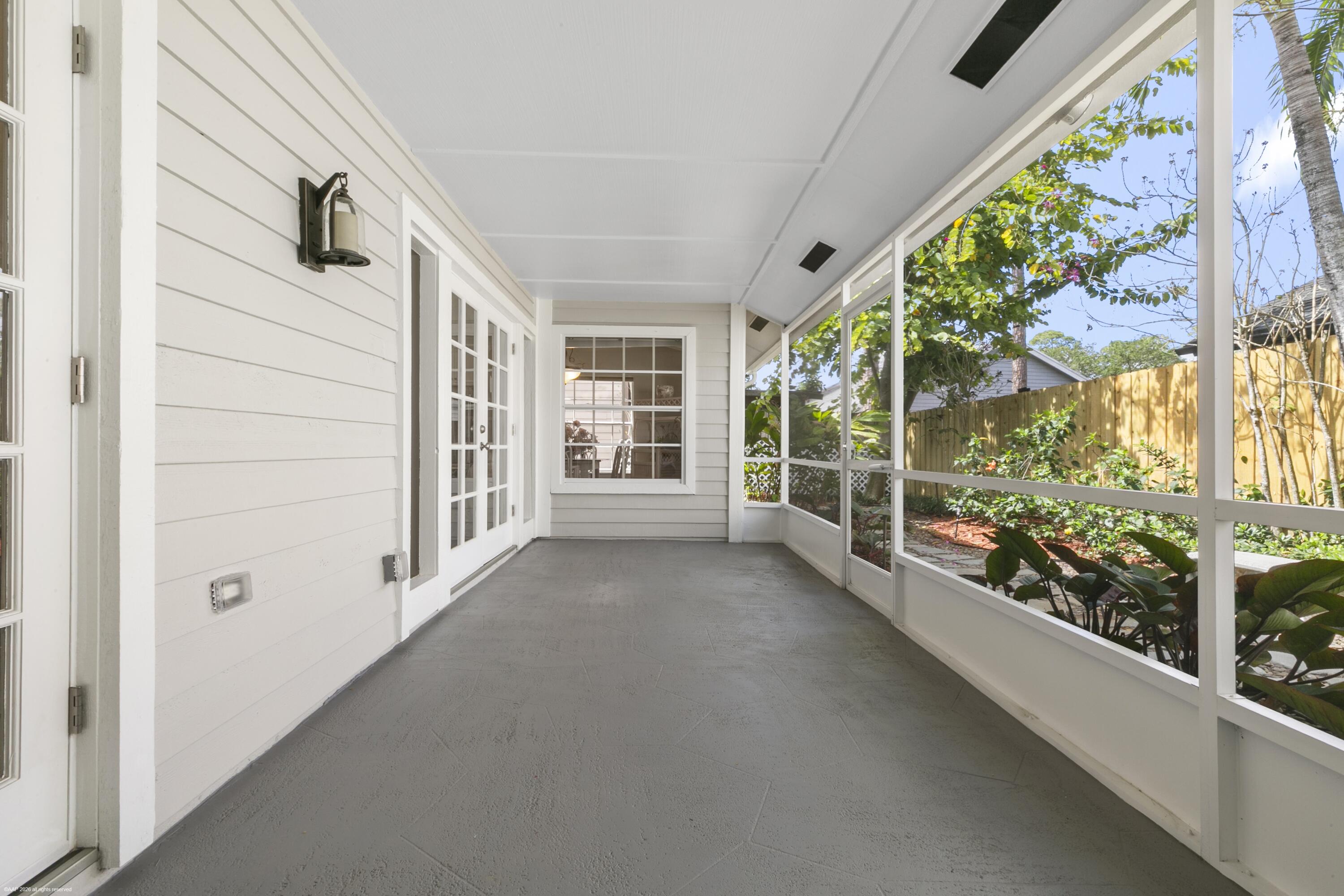 TREE TOPS OF WELLINGTON - Residential