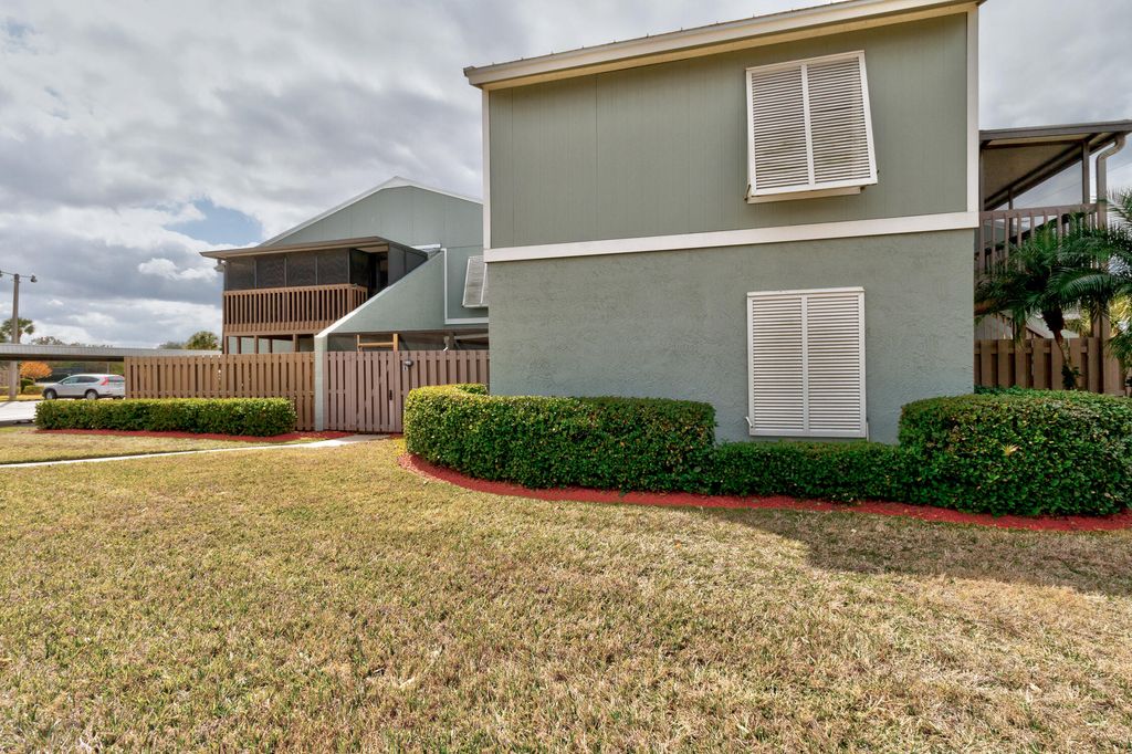 Photo of 1136 Breezy Way #3b, Sebastian, FL 32958 (MLS # R11164489)