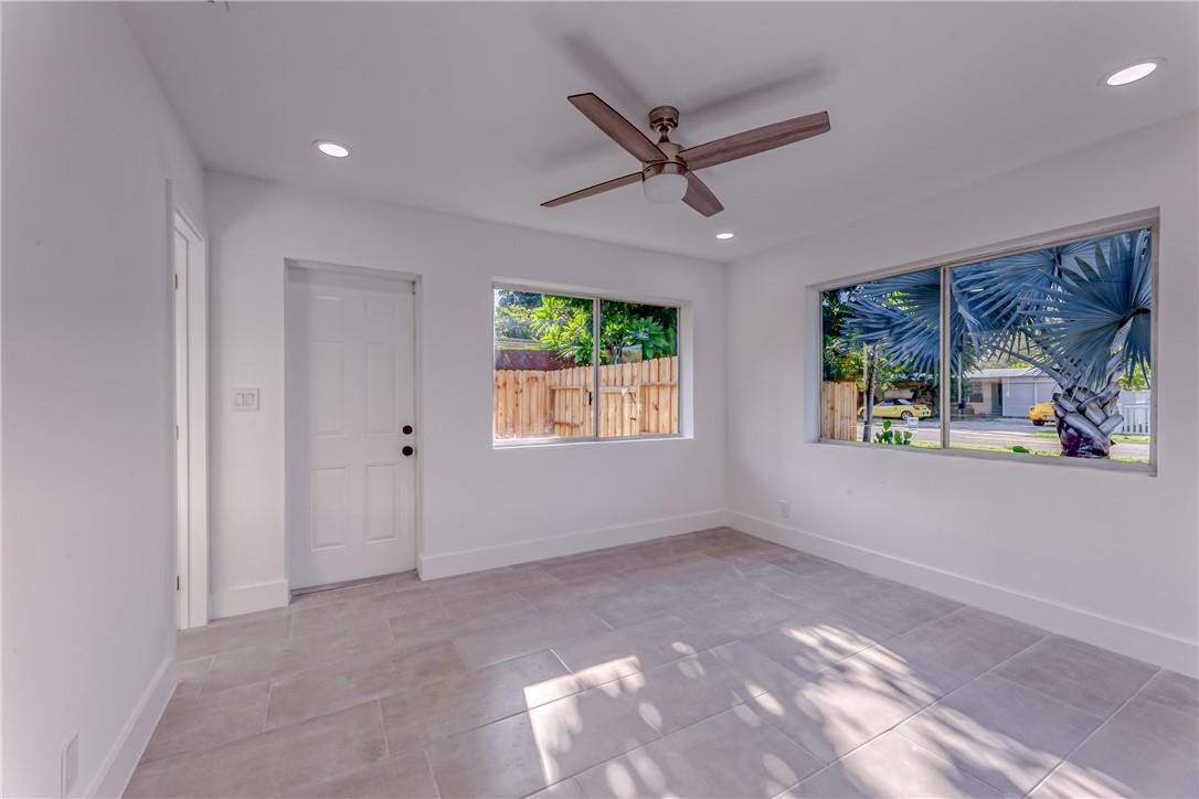 Pine Crest First Add 7-34 - Residential