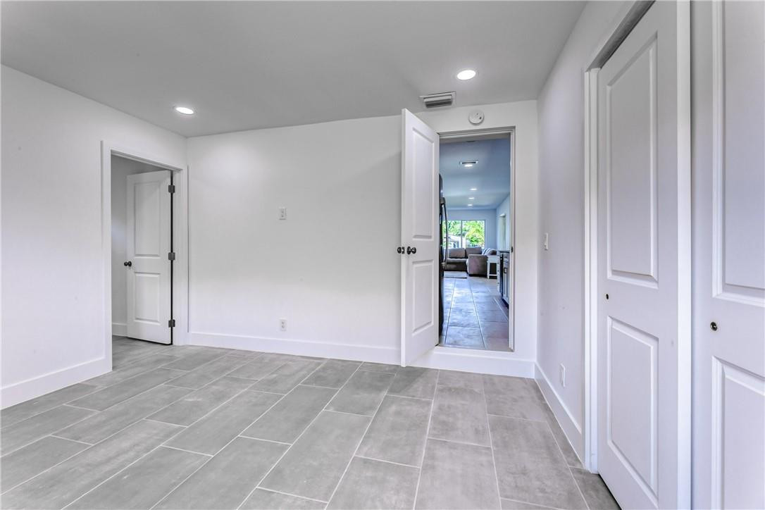 Pine Crest First Add 7-34 - Residential