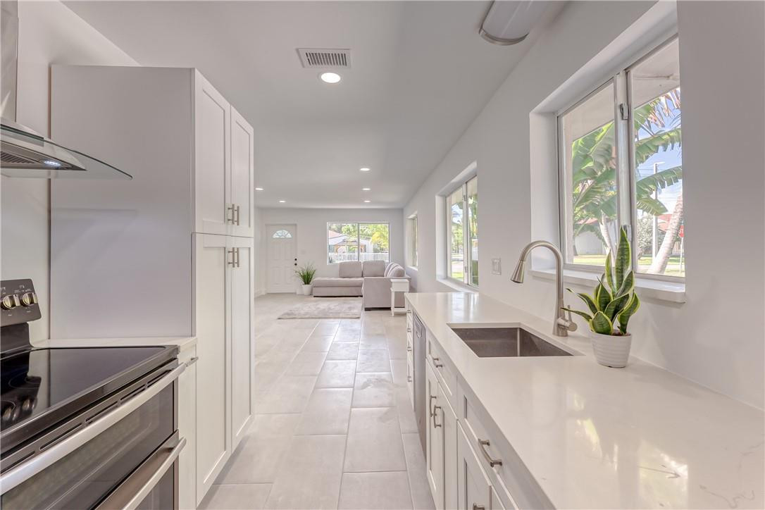 Pine Crest First Add 7-34 - Residential