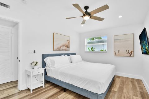 Tiny photo for 6821 Kingston Drive, Lake Worth, FL 33462 (MLS # B26015060)