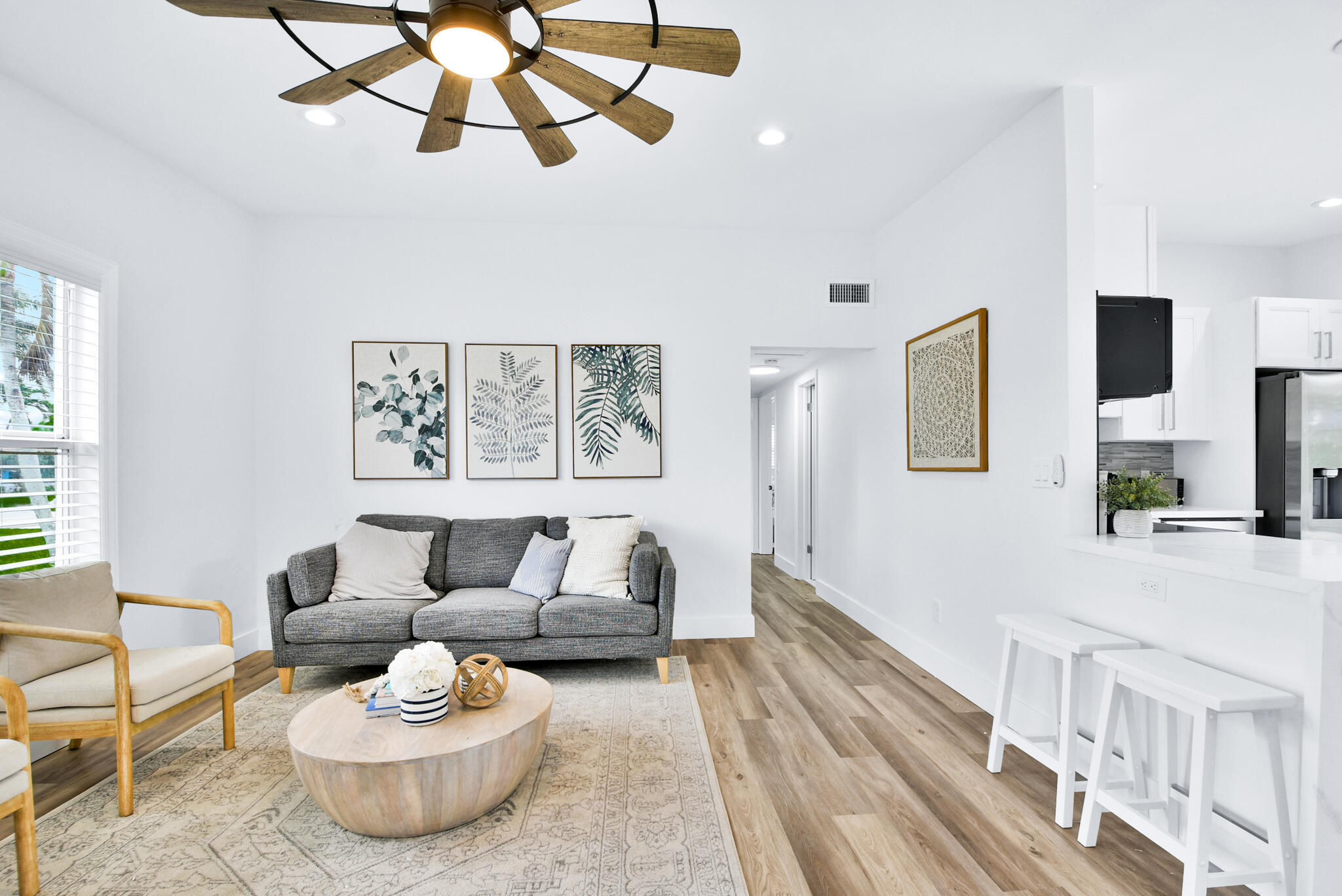 ISLAND ESTATES - Residential