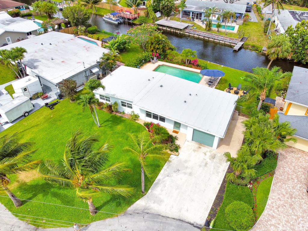 Photo of 6821 Kingston Drive, Lake Worth, FL 33462 (MLS # B26015060)