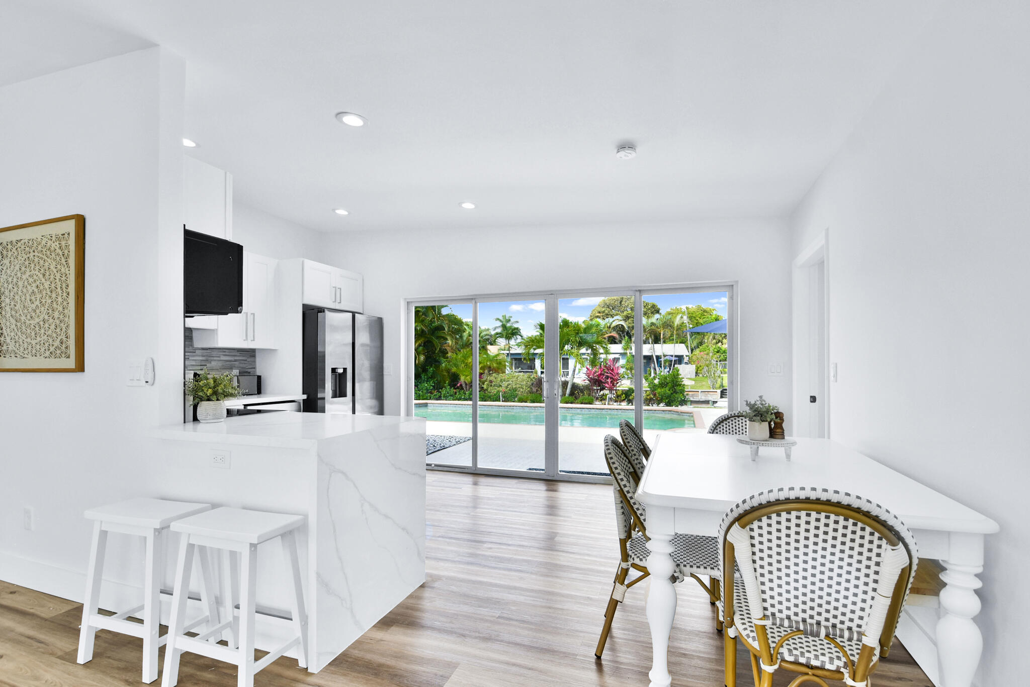 ISLAND ESTATES - Residential