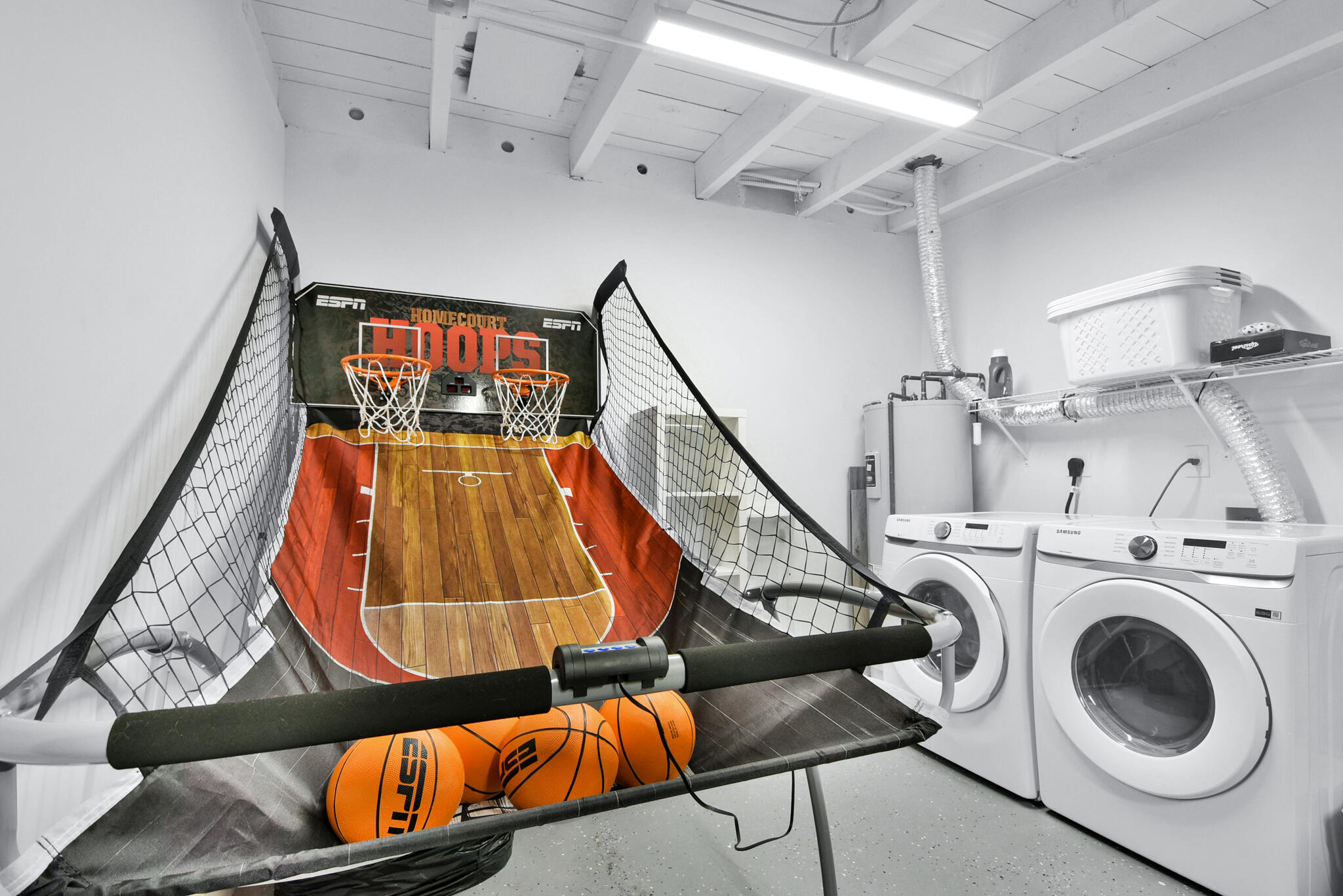 ISLAND ESTATES - Residential