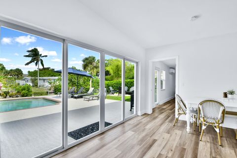 Tiny photo for 6821 Kingston Drive, Lake Worth, FL 33462 (MLS # B26015060)