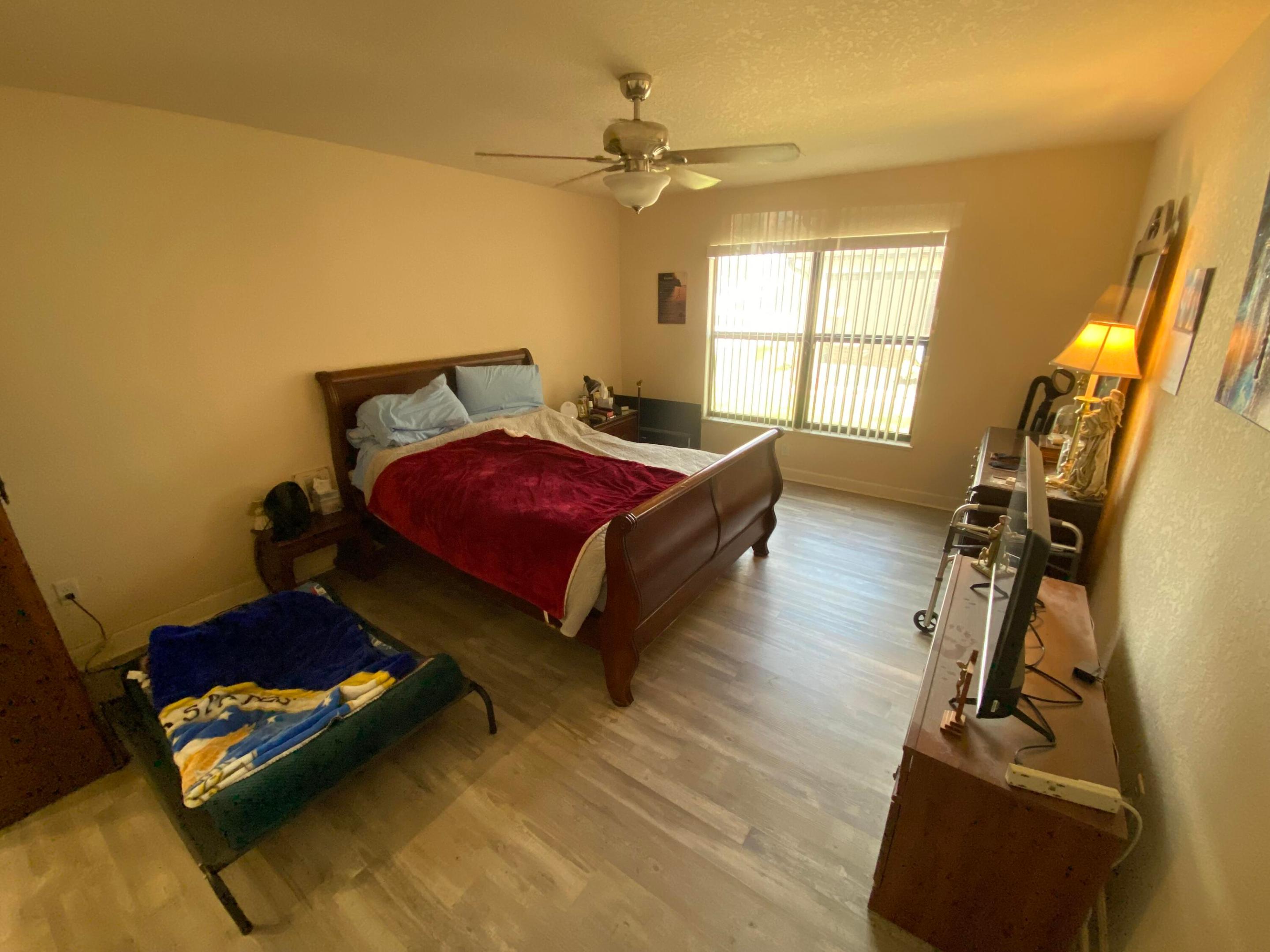 SPANISH LAKES ONE LEASEHOLD ESTATES - Residential