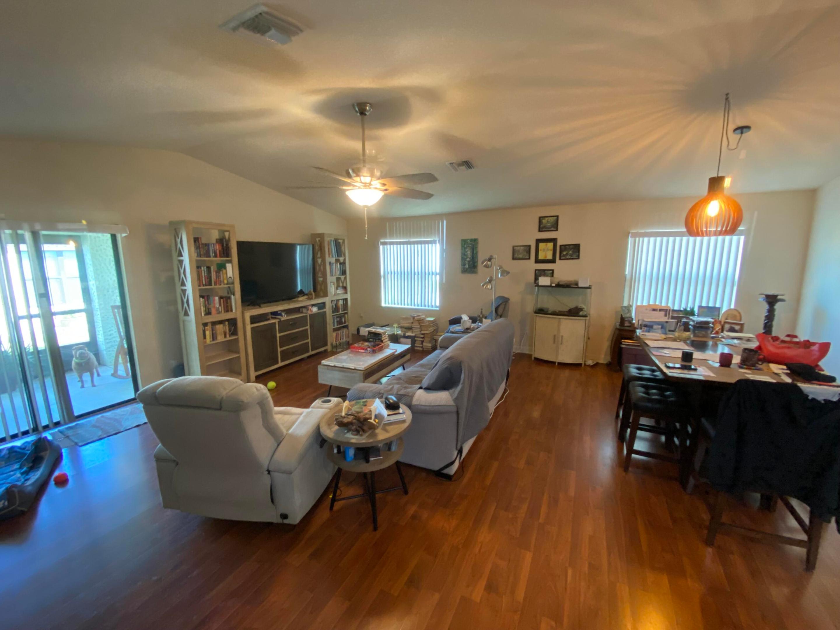 SPANISH LAKES ONE LEASEHOLD ESTATES - Residential