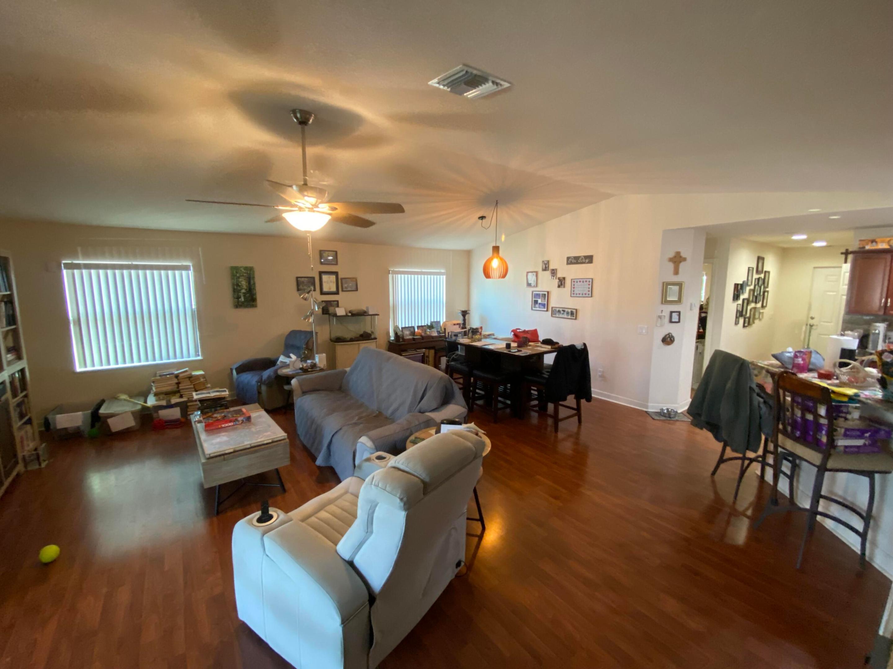 SPANISH LAKES ONE LEASEHOLD ESTATES - Residential