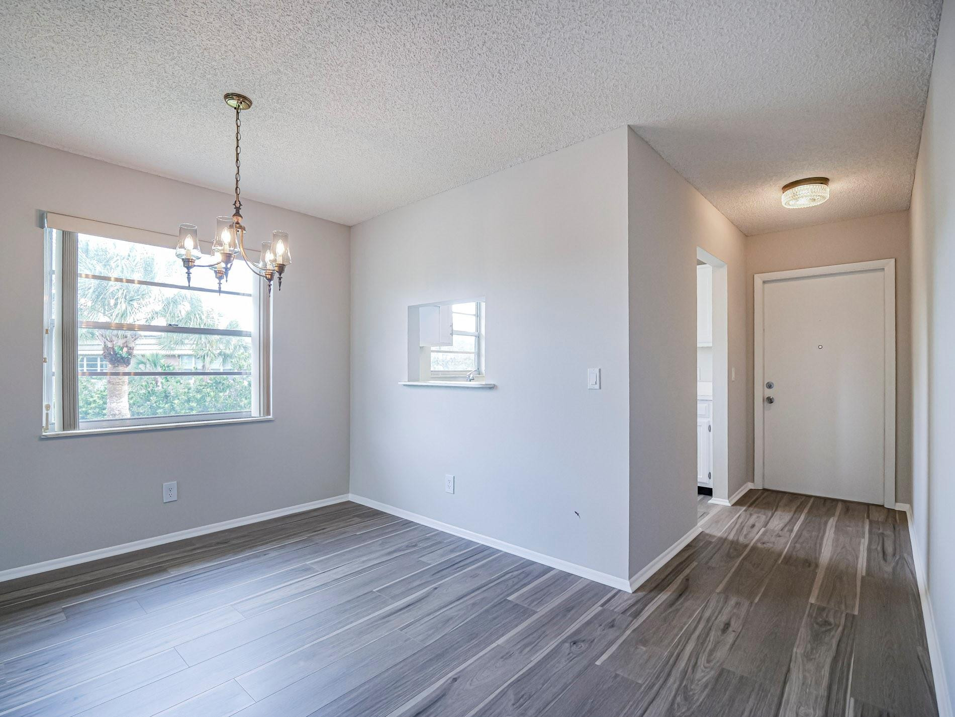 VISTA GARDENS - Residential