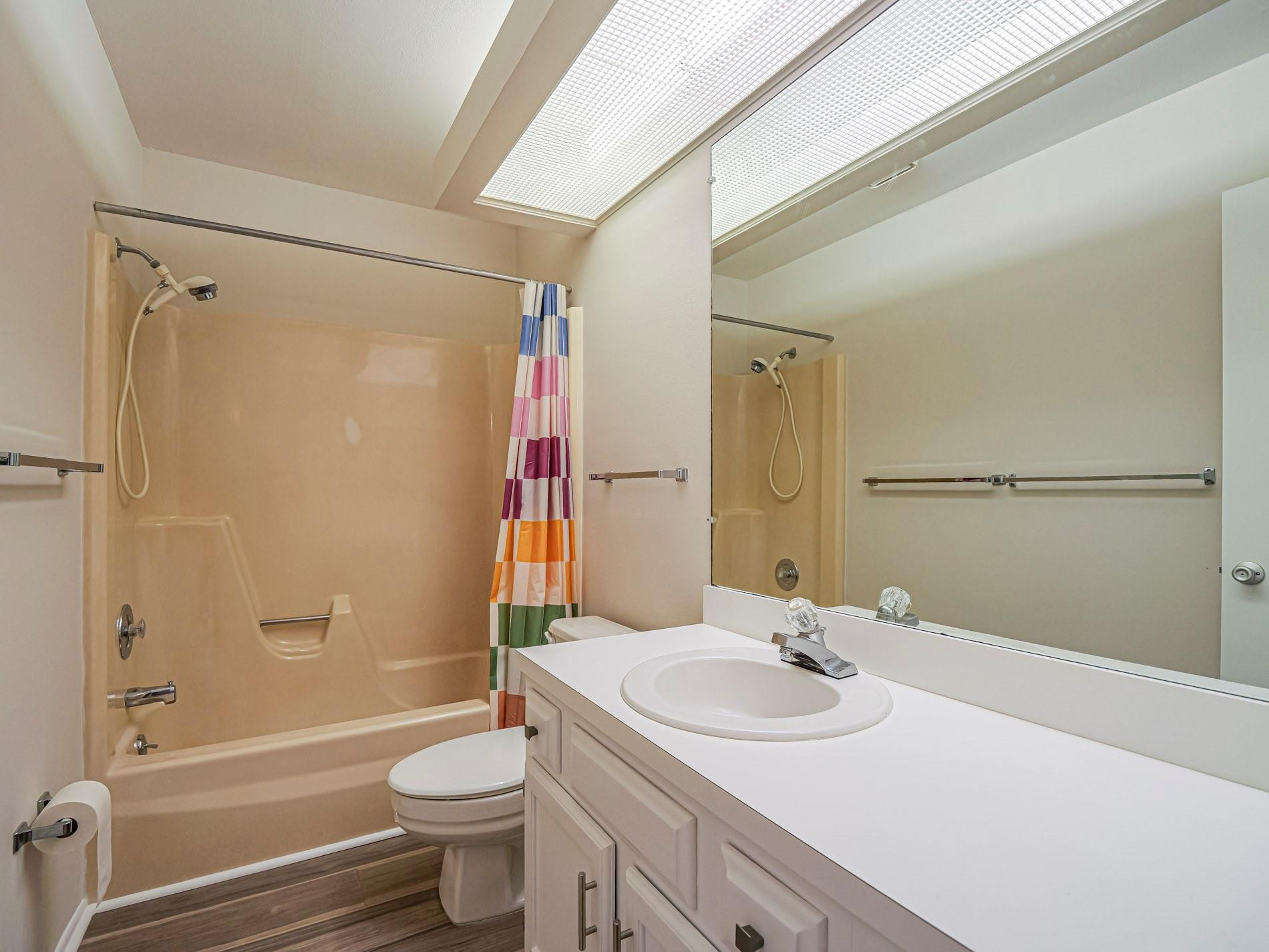 VISTA GARDENS - Residential