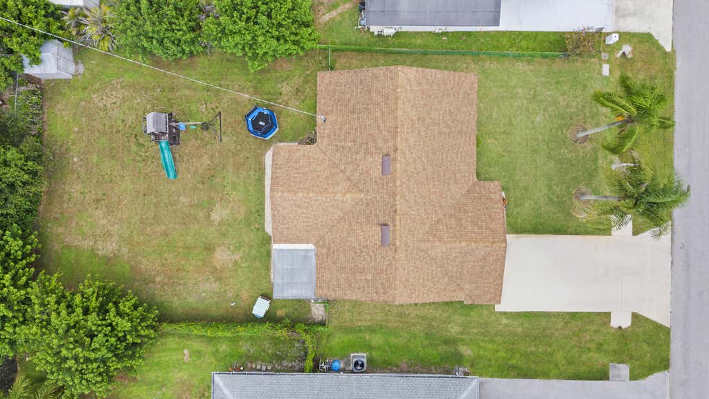 Photo of 3017 SE Orchid Street, Stuart, FL 34997 (MLS # B26065564)