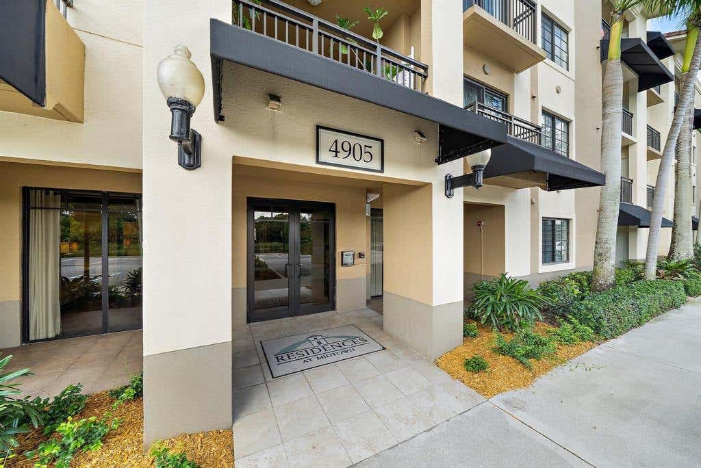 Photo of 4905 Midtown #2114, Palm Beach Gardens, FL 33418 (MLS # R10723932)