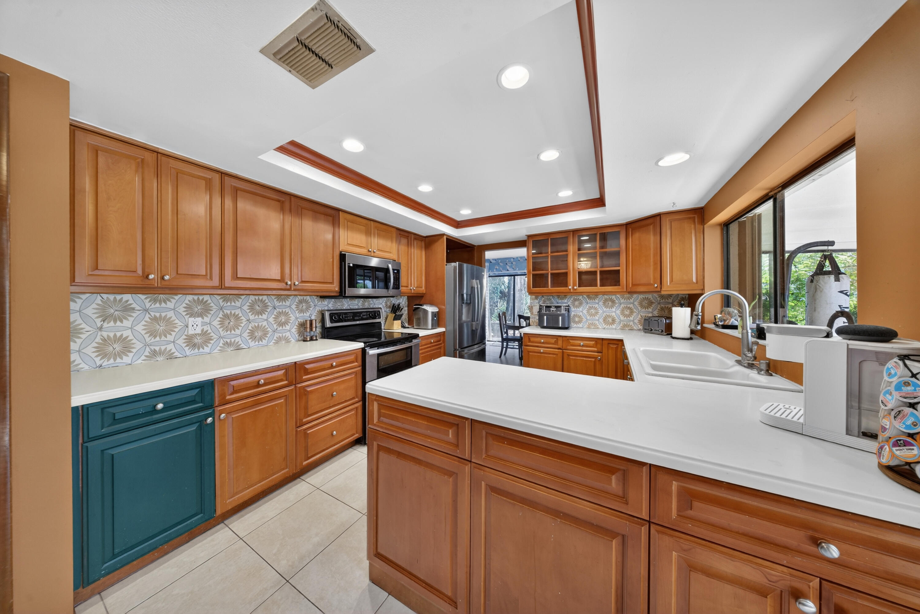 RIVERS EDGE - Residential