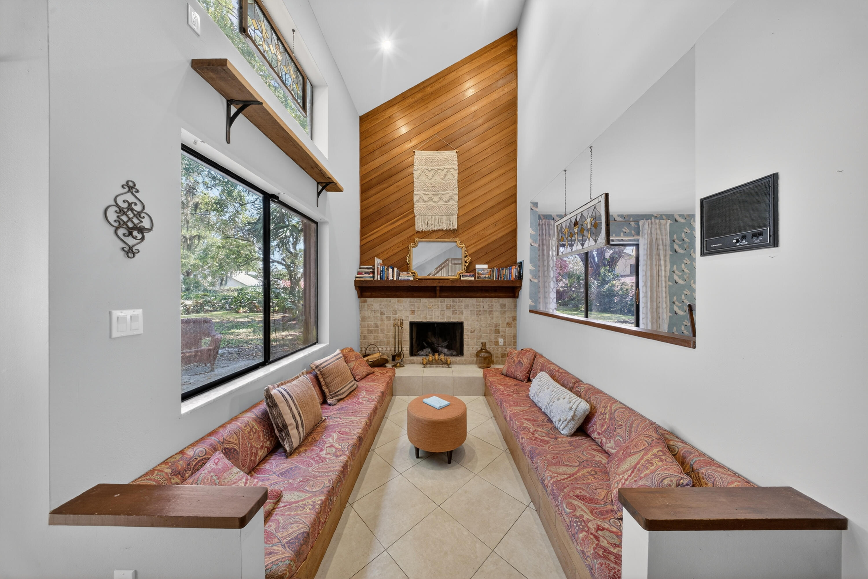 RIVERS EDGE - Residential