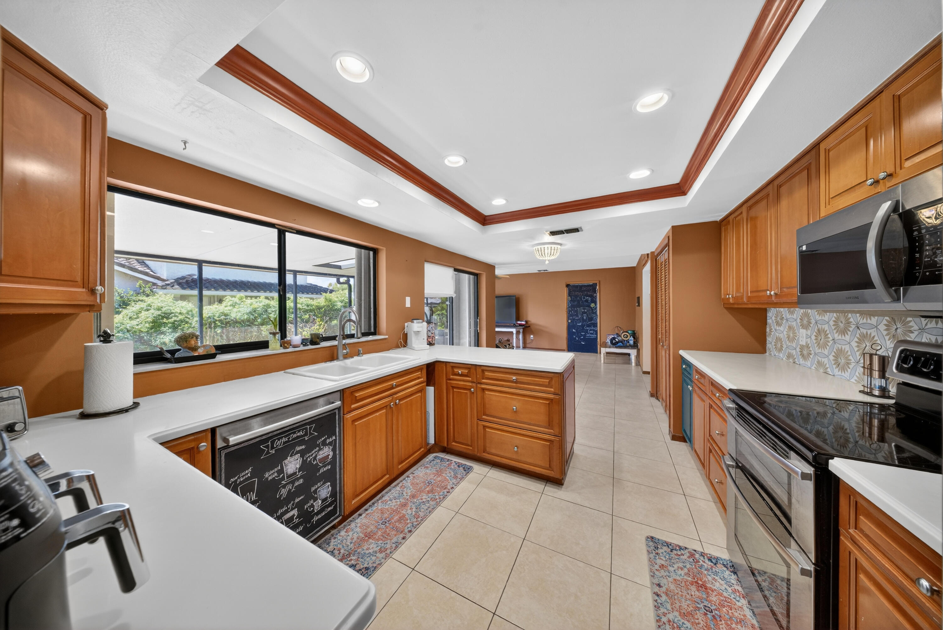 RIVERS EDGE - Residential